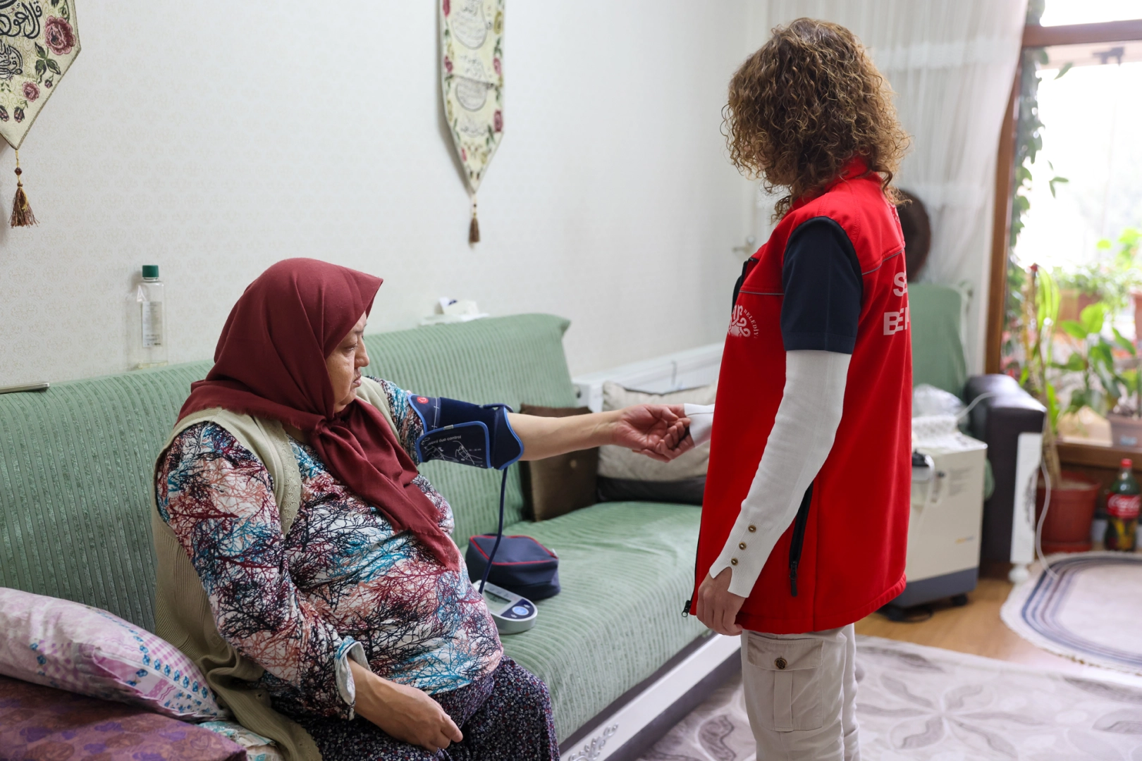 Konya Selçuklu'da evde bakım yüzleri güldürüyor