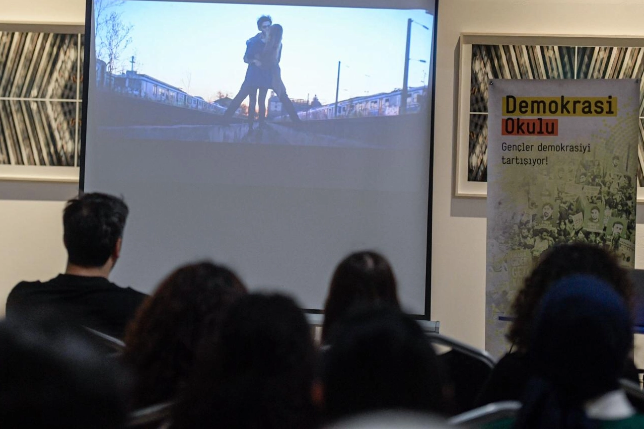 Akdeniz Akademisi Demokrasi Okulu açıldı